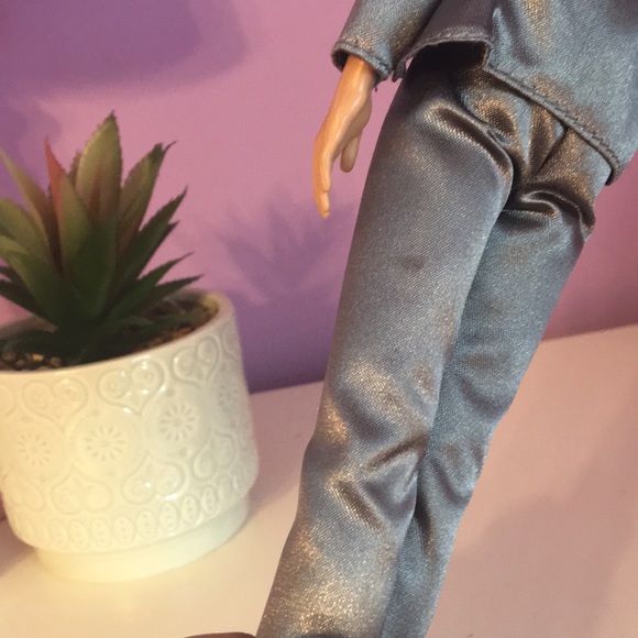 Ken Wedding Groom Doll - Picture 4 of 4